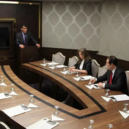 Mirilayon - Old Town 4*