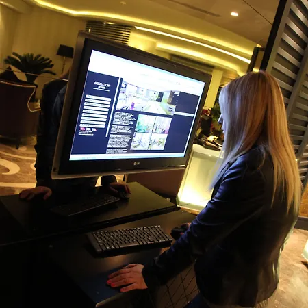 Mirilayon - Old Town Hotel