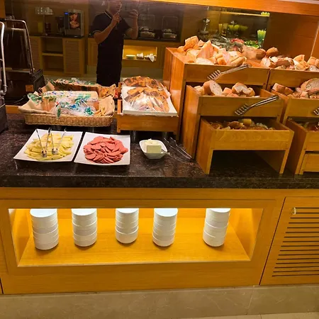 Mirilayon - Old Town Hotel 4*