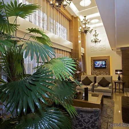 Mirilayon - Old Town Hotell 4*