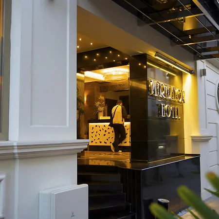 Hotell Mirilayon - Old Town 4*