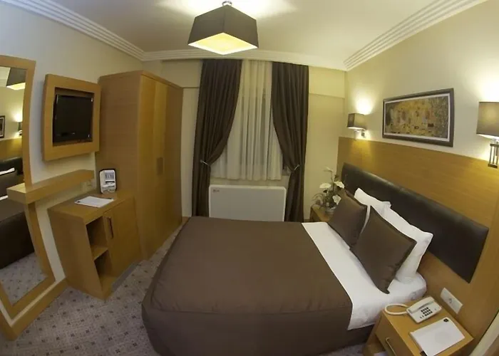 Mirilayon - Old Town Ξενοδοχείο 4*