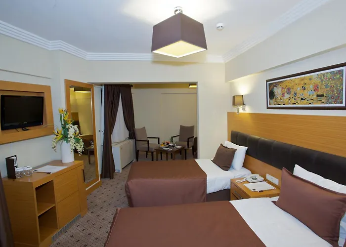 Ξενοδοχείο Mirilayon - Old Town 4*