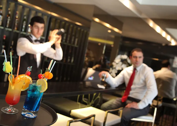 Mirilayon - Old Town 4*