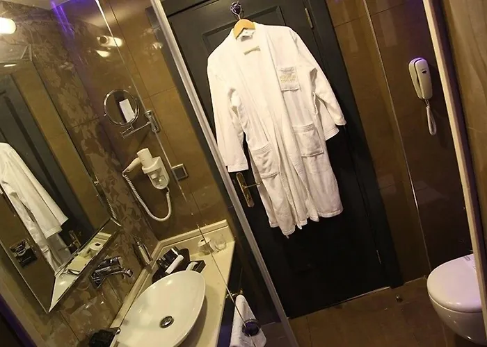 Mirilayon - Old Town