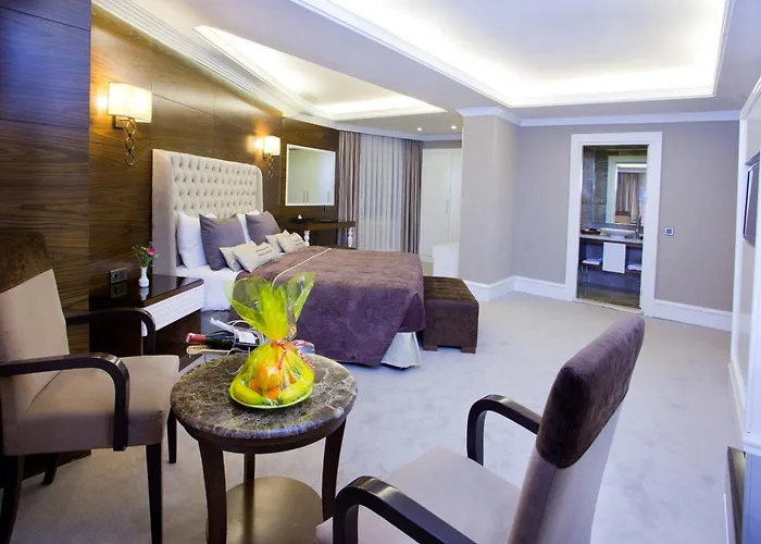 Mirilayon - Old Town