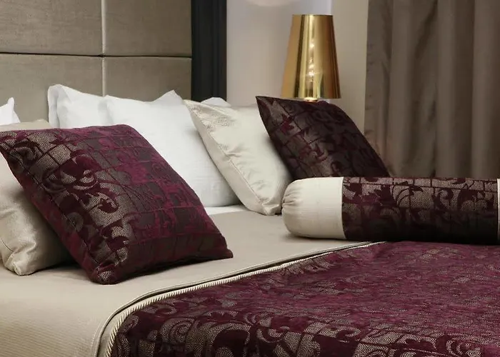 Mirilayon - Old Town Ξενοδοχείο 4*